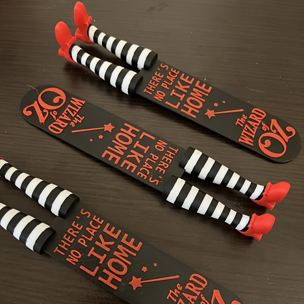 1Pc Red High Heels Witch Legs  - Coffee Shop Equipment のレビューと価格