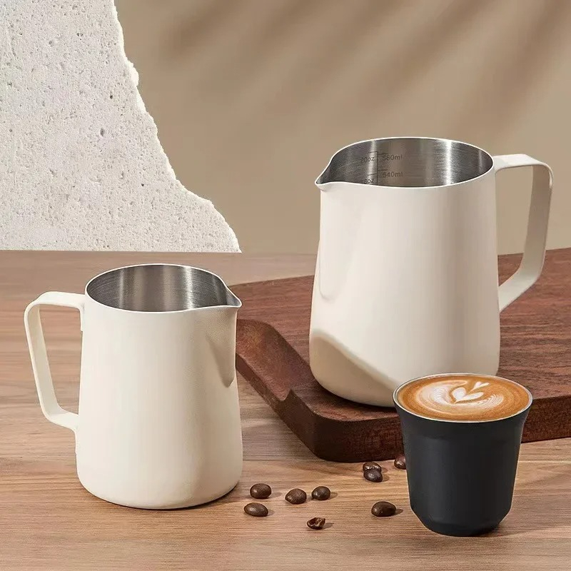 Coffee Milk Frothing Pitcher J - Milk Steaming Pitcher のレビューと価格